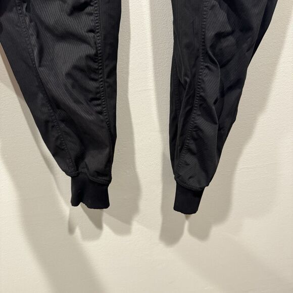 Lululemon Dance Studio Mid-Rise Jogger Black Women sz 2 Athleisure Relax Street - Picture 5 of 9